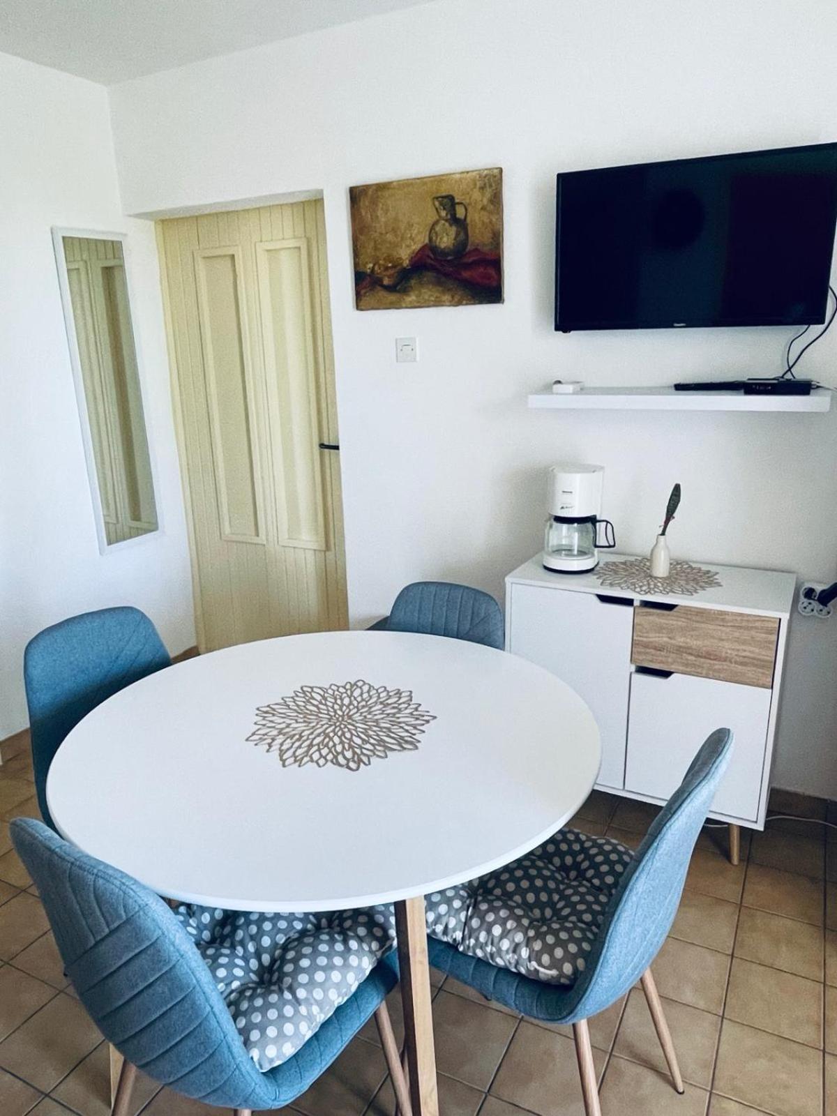 Eden Apartment